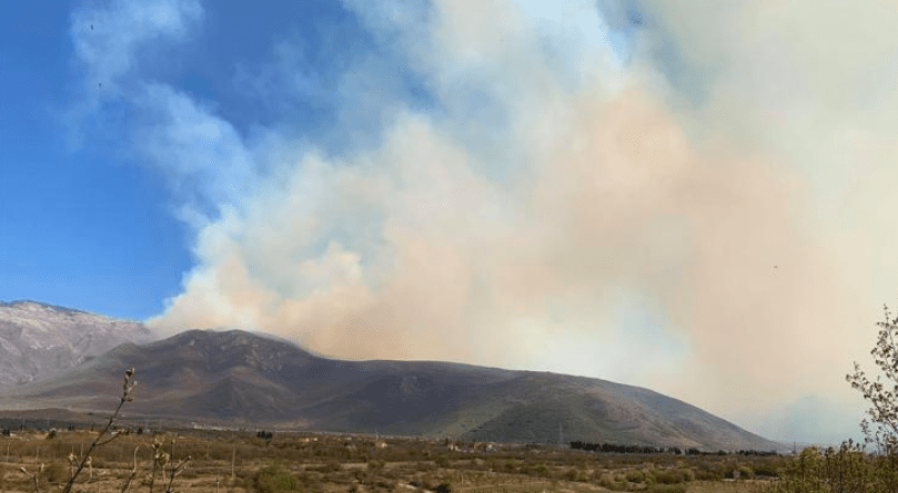 MOSTAR PREKRIVEN DIMOM Istočno od grada požar koji nekontrolirano pustoši sve pred sobom