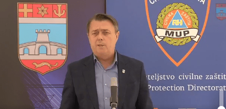 SAŽETAK: U Osijeku zaražena predstojnica Klinike za infektologiju, ravnatelj u samoizolaciji