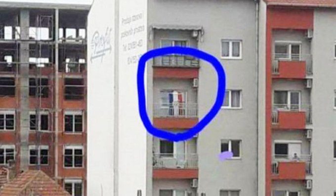 Muškarac u Srbiji uhićen zbog hrvatske zastave i Thompsona