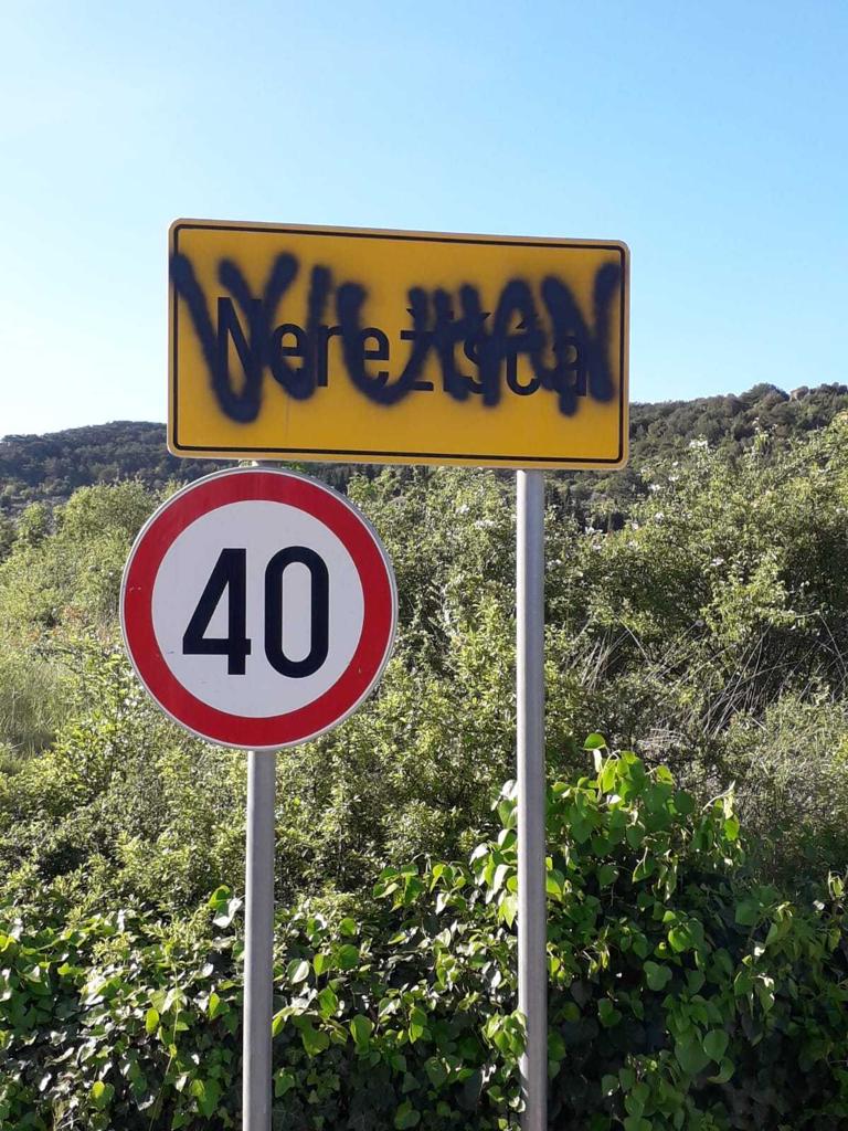 ZBOG POSJETA SUMJEŠTANINU BRAČ NOVO ŽARIŠTE KORONAVIRUSA Trajektom otišli radnici i oni koji imaju stanove u Splitu