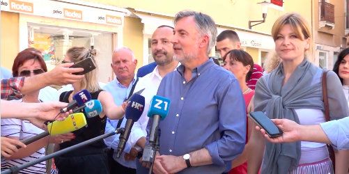 ŠKORO NIJE HTIO GOVORITI O NAPISIMA U INDEXU Napomenuo kako je Pupovac najavio “napad” na njegovu obitelj