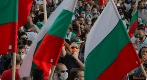 BUGARI IZAŠLI NA MASOVNE PROSVJEDE Izlaz vide u ostavci premijera Borisova