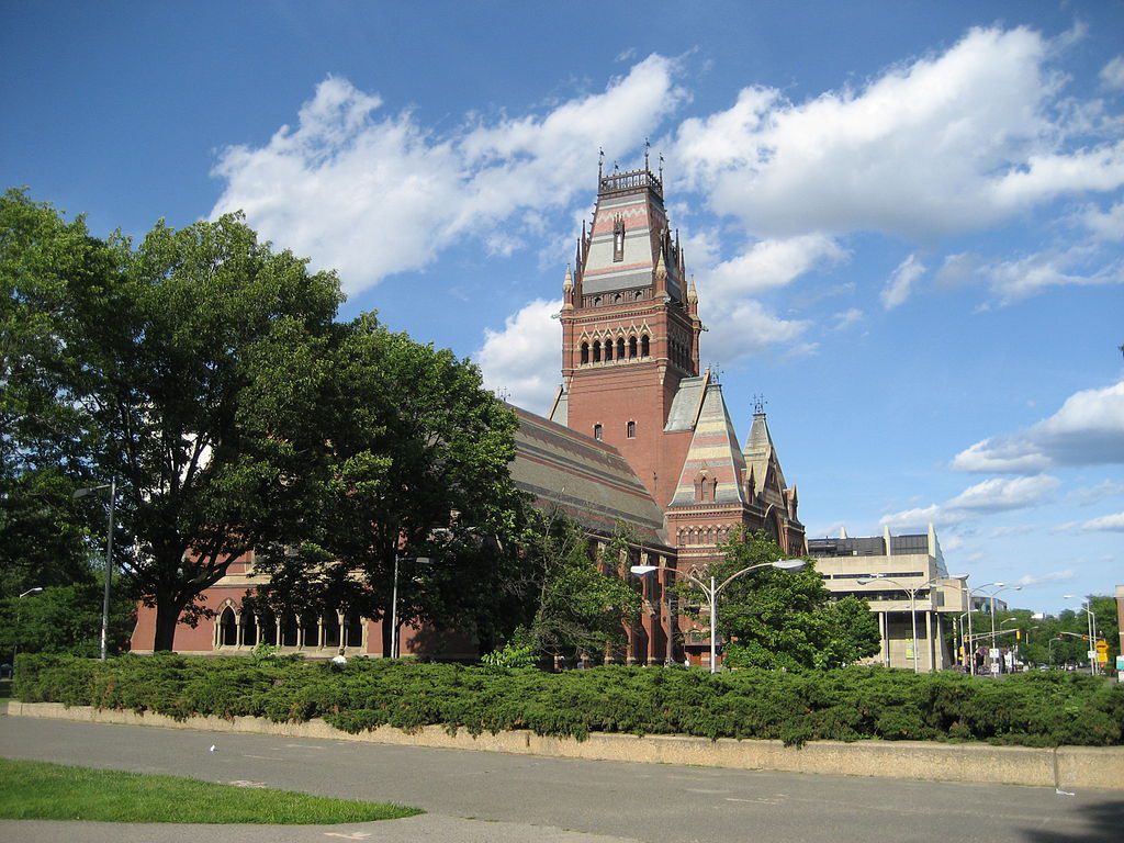 DVA PRESTIŽNA AMERIČKA SVEUČILIŠTA PODNIJELA TUŽBU PROTIV TRUMPOVE ADMINISTRACIJE Harvard i MIT žele zadržali strane studente