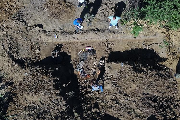 U GROBNICI KOD VELEPROMETA PRONAĐENI OSTATCI JEDNOG ČOVJEKA Uz posmrtne ostatke otkopano puno dokumenata i zaustavljeno kopanje