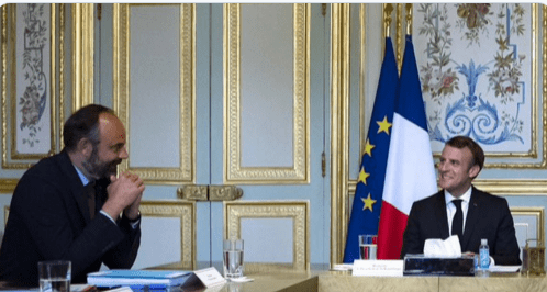 PALA FRANCUSKA VLADA Premijer i svi ministri podnijeli ostavku