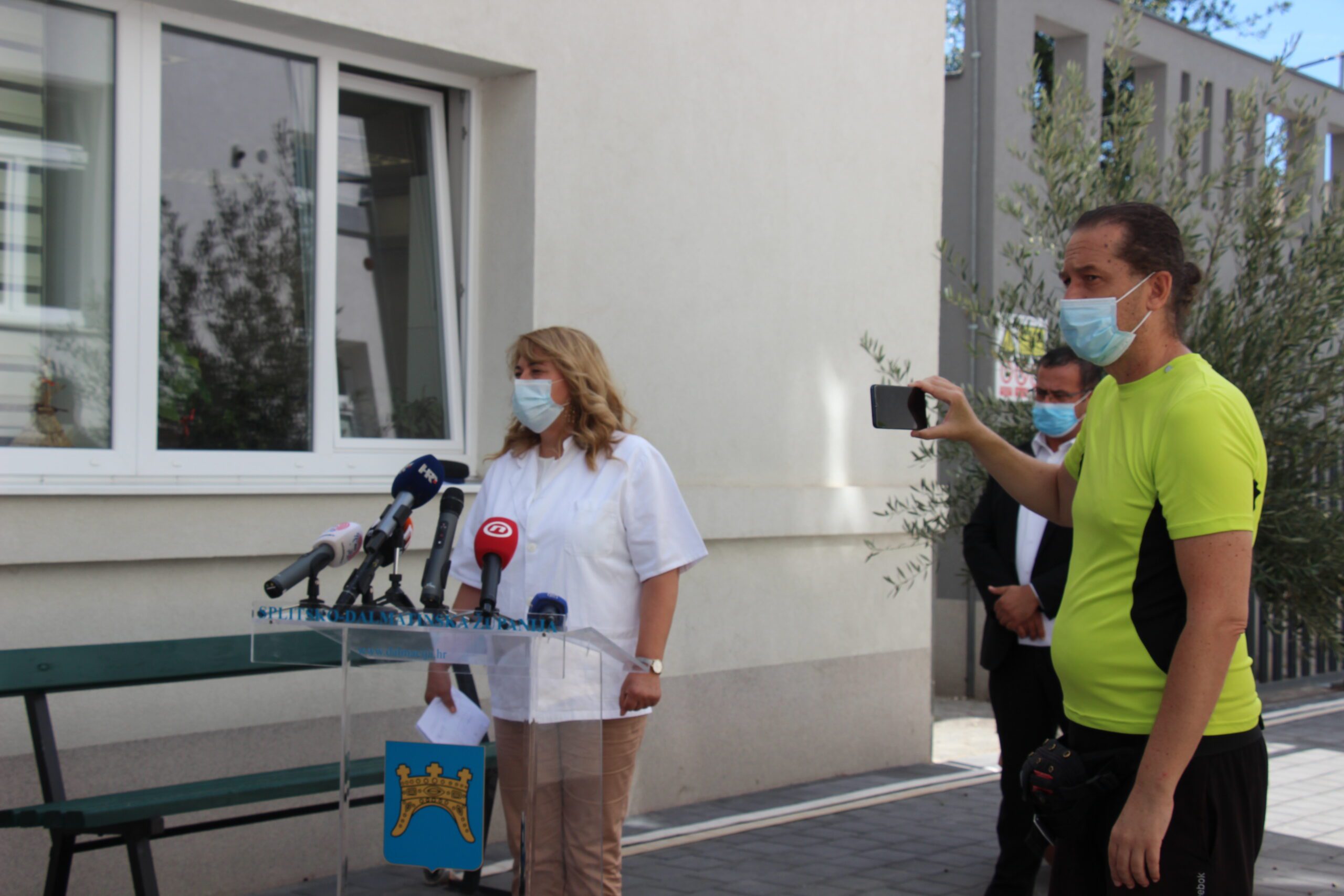 NOVE MJERE PROTIV COVIDA-19 U SPLITSKO-DALMATINSKOJ ŽUPANIJI Uvođenje mjera na 14 dana