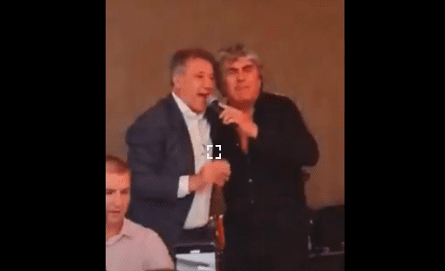 NOVA KARIJERA ZDRAVKA MAMIĆA Od kada živi u Hercegovini Mamić se ostavio baluna i uhvatio mikrofona
