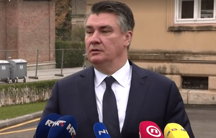 Ministar obrane potpisao je odluku o zajedničkom polaganju vijenaca, zašto nikada nije dostavljena Uredu Predsjednika?