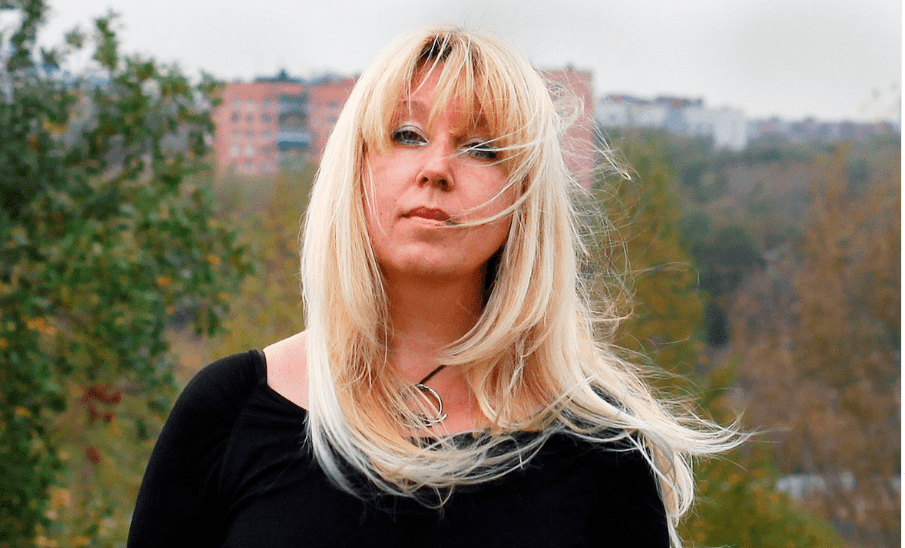 (VIDEO) RUSKA NOVINARKA ZAPALILA SE U ZNAK PROSVJEDA Irina Slavina preminula