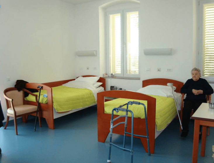 KORONAVIRUS U ZADARSKOM DOMU ZA STARIJE: Zaraženo 11 korisnika i 7 djelatnika