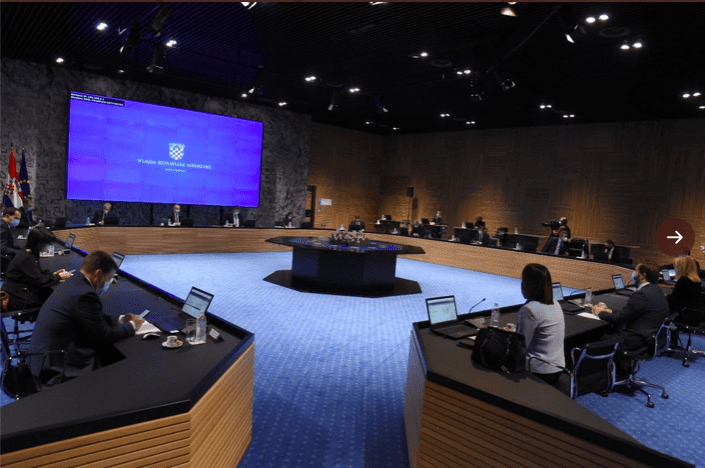 PREMIJER OZDRAVIO OD COVIDA I OBRATIO SE JAVNOSTI  Samo uz odricanje od većih blagdanskih druženja manje zaraženih