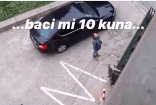 Majko, baci mi 10 kuna za kavu!