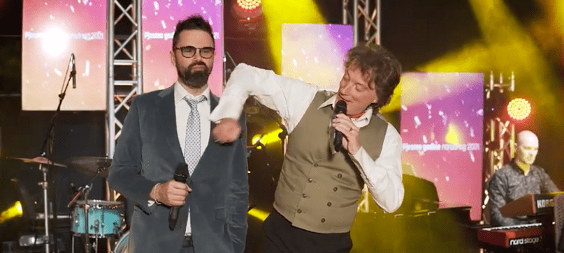 BUDUĆI PUNAC I ZET SVE BOLJI I KREATIVNIJI Tonči i Grašo sve opuštenije stvaraju, a publika ih nagradila kristalnom statuom za pjesmu godine￼