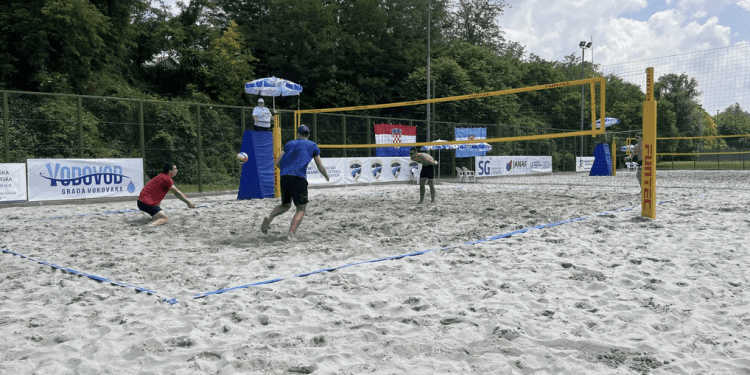U Vukovaru otvoren 1. Međunarodni turnir otvorenog prvenstva u odbojci na pijesku “Vukovar open 2024.”