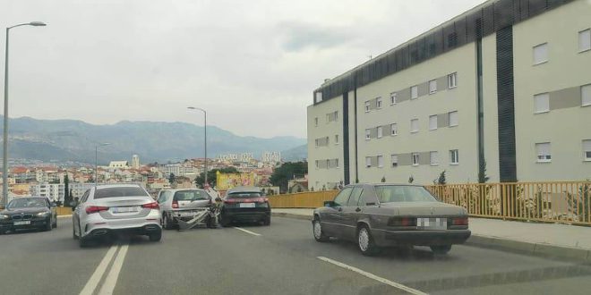 Split: U Vukovarskoj se sudarila čak četiri automobila