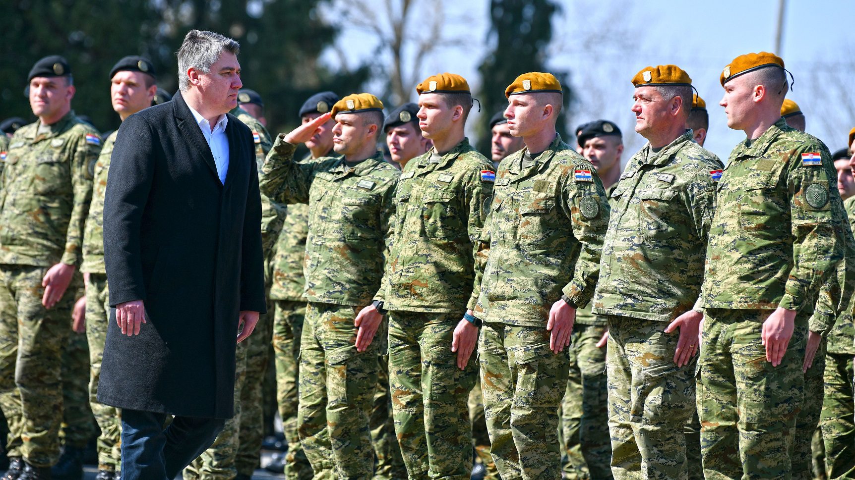 Predsjednik sudjelovao na obilježavanju obljetnice ustrojavanja Gardijske oklopno-mehanizirane brigade u Vinkovcima