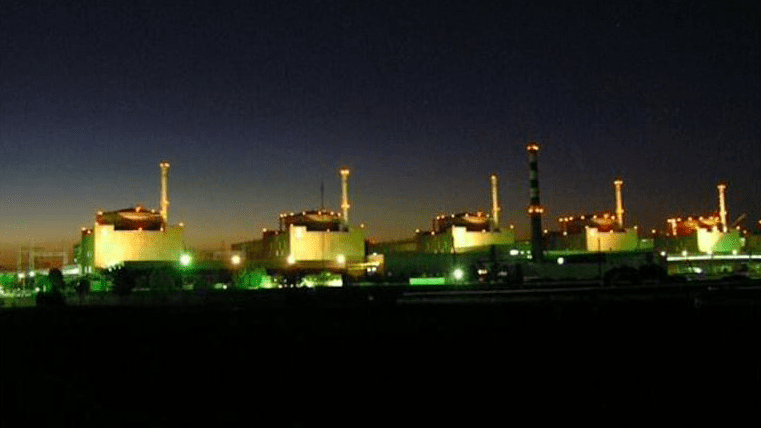 (VIDEO) ZELENSKIJ OPTUŽIO PUTINA ZA “NUKLEARNI TEROR” Nakon ugašenog požara nuklearnu elektranu zauzele ruske trupe