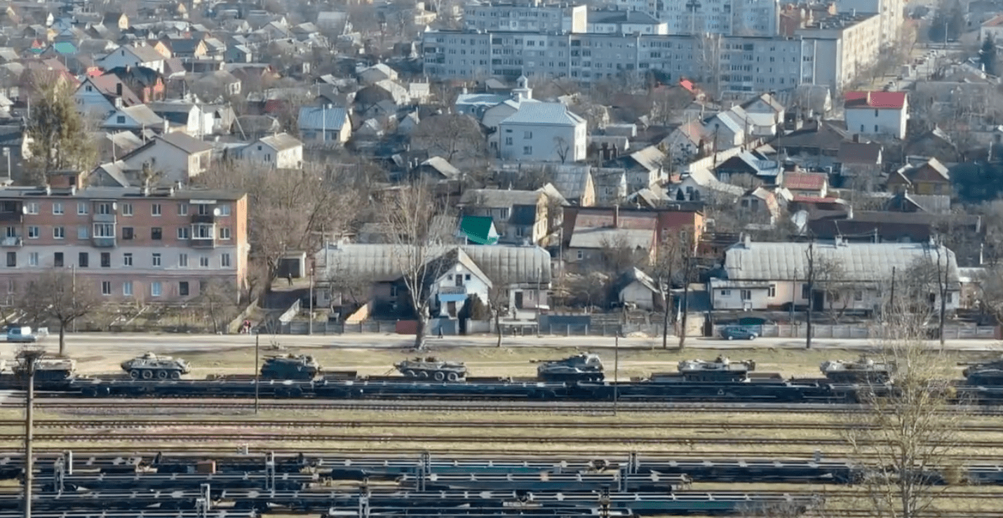 (VIDEO) LUKAŠENKO I DALJE TVRDI KAKO BJELORUSIJA NE SUDJELUJE U RATU RUSIJE PROTIV UKRAJINE Idu li kolone tenkova na granicu Bjelorusije s Poljskom?