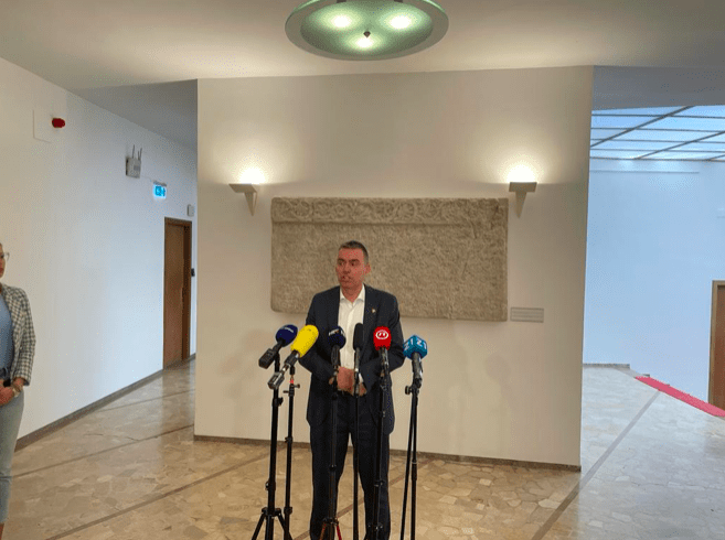 Mlinarić: Za razliku od Ukrajine, mi se još nismo obračunali sa svojom petom kolonom