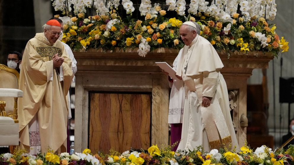 Papa Franjo uskršnju poruku završio čestitkom na ukrajinskom, u fokusu rat i žene