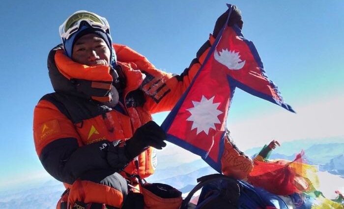 LEGENDARAN USPJEH Muškarac se na Mt. Everest popeo rekordni 26. put!