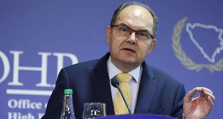 Christian Schmidt za DW: “Izetbegović je potpuno skrenuo govoreći kako mlade ljude treba naoružati. Milanović me uvrijedio”