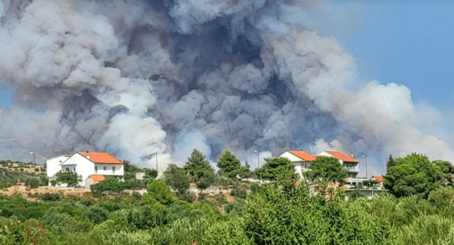 Požar kod Vrpolja lokaliziran u jutarnjim satima – priveden osumnjičeni za podmetanje požara