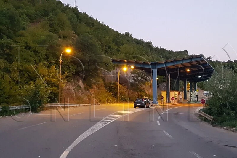 Počelo uklanjanje barikada na sjeveru Kosova