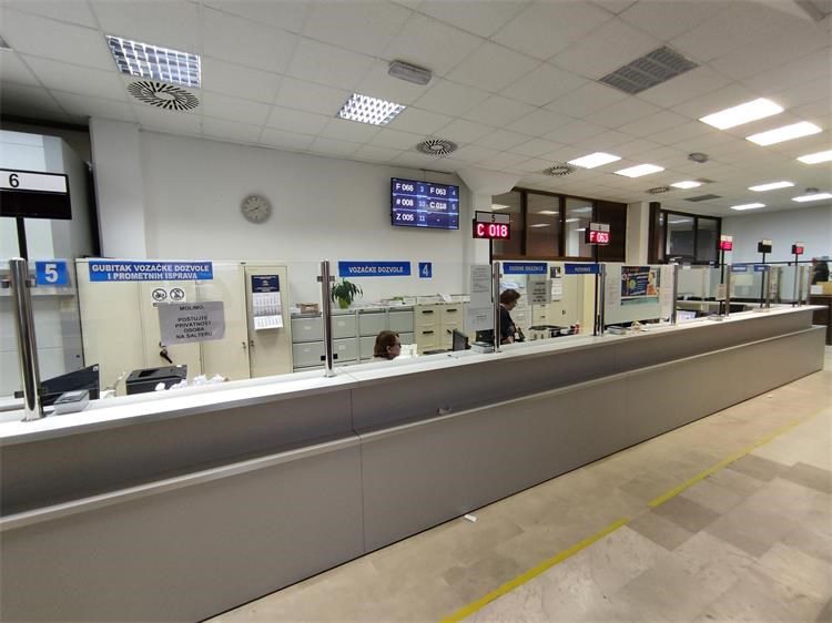 VINKOVČANI PONOVNO MOGU PO OSOBNU TIJEKOM VIKENDA Odjel upravnih poslova radit će i u subotu