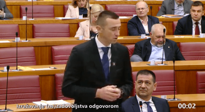 (VIDEO) BURNO NA SABORSKOM AKTUALCU Oporba izrešetala premijera Plenkovića