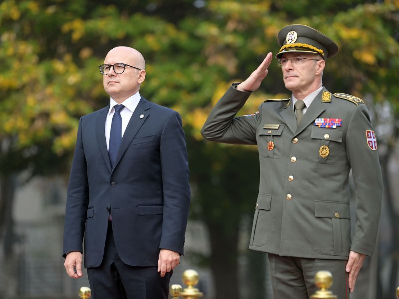 Ministar obrane Srbije: Otvoreni smo za dijalog, ali s Kurtijem “nikada ne možete biti načisto”