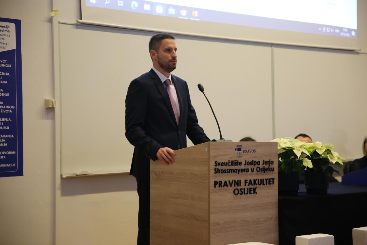 FOTOGALERIJA Pravni fakultet u Osijeku proslavio 47. rođendan