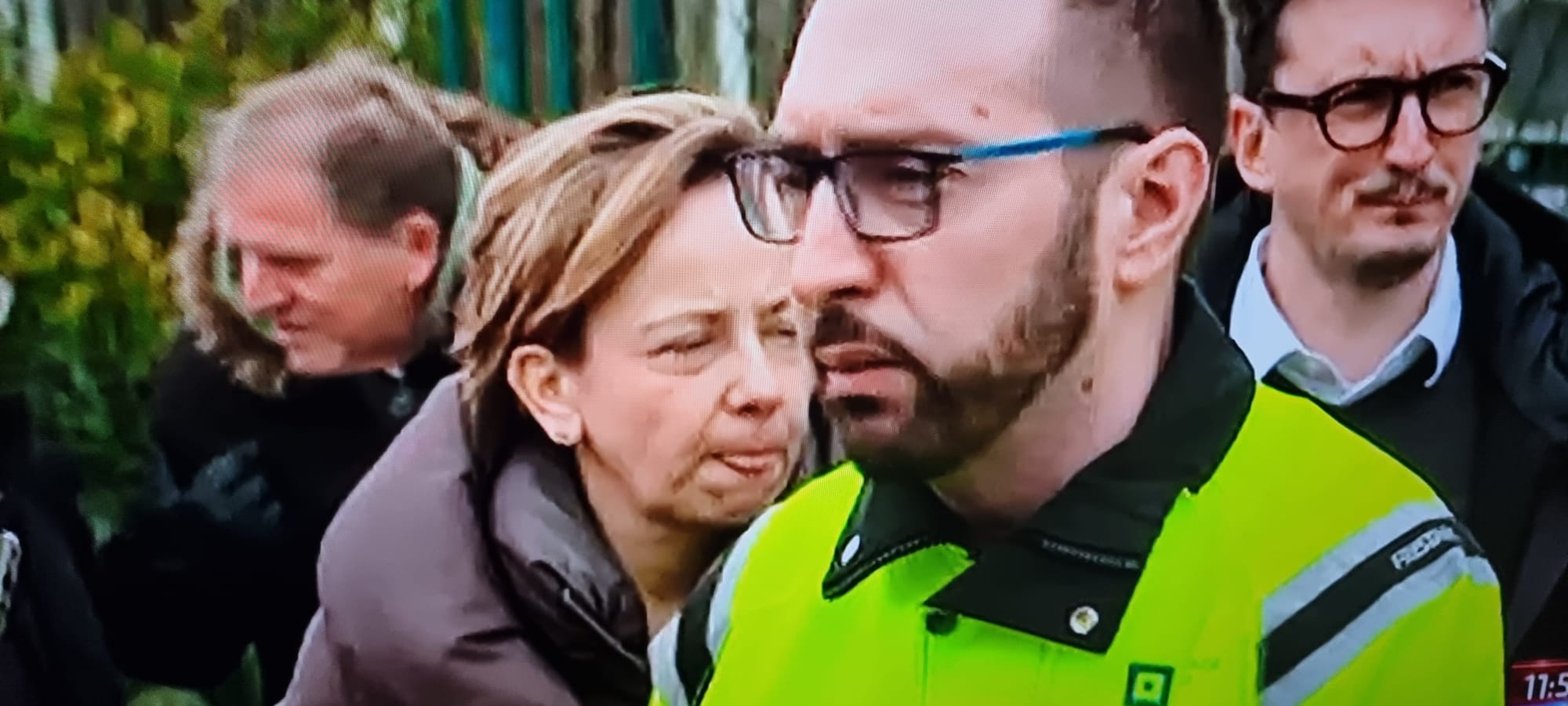 TOMAŠEVIĆ KRENUO BANDIĆEVIM STOPAMA – OBUKAO ŽUTO ODIJELO Odvozit će smeće sa zagrebačkih ulica