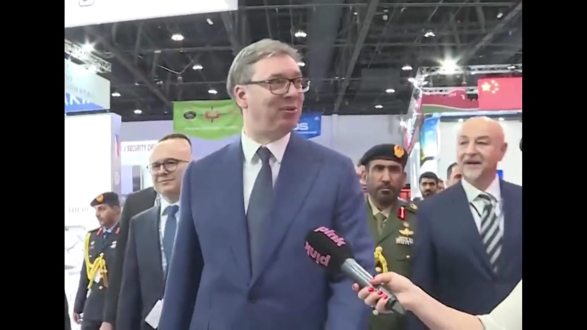 VIDEO Vučić se obratio hrvatskim vojnicima u Abu Dhabiju: “Odlični ste, ali mi smo bolji!”