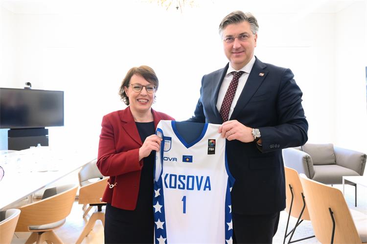 Plenković se sastao s ministricom vanjskih poslova Kosova: Dajemo snažnu podršku Kosovu na europskom putu