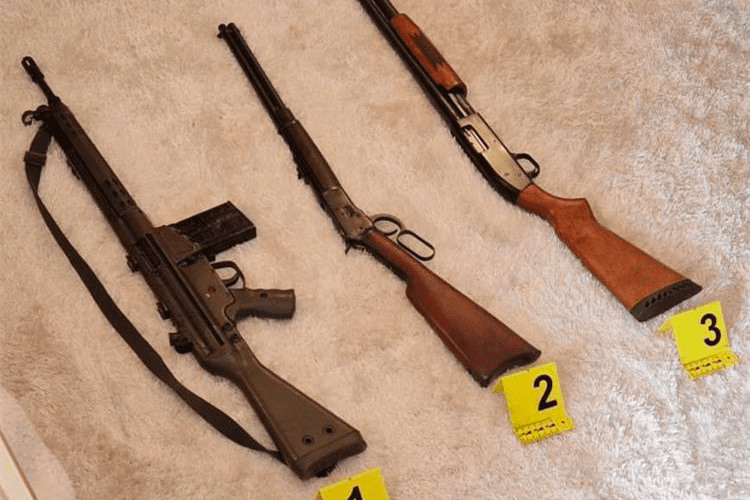 Splitska policija u pretresu pronašla više komada oružja i streljiva