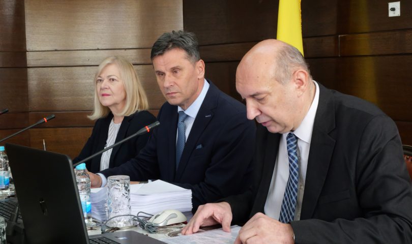 Jučer dobio 4 godine zatvora, a danas vodi sjednicu Vlade Federacije BiH