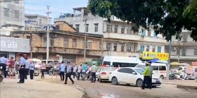 Kina: Mladić (25) s nožem upao u vrtić, šest osoba ubijeno – među ubijenima ima i djece