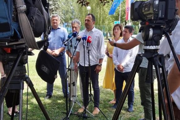 Peternel: Sigurnost Zagrepčana je u opasnosti zbog nebrige za migrante!