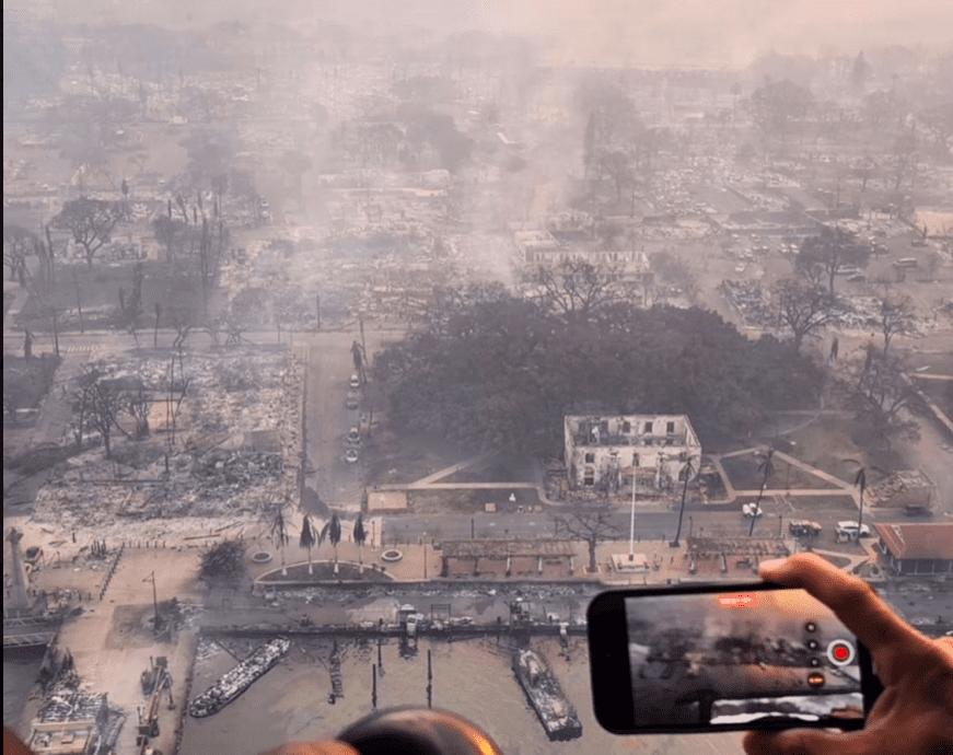Šumski požari na Havajima: Najmanje šest ljudi poginulo nakon što je vatra uništila velike dijelove grada u Mauiju