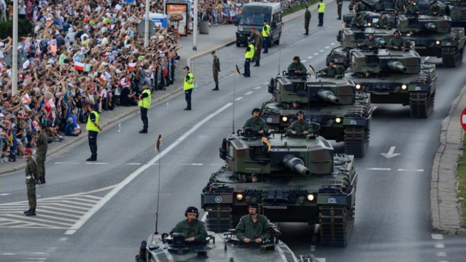 VIDEO Poljska danas održava najveću vojnu paradu u posljednjih nekoliko desetljeća