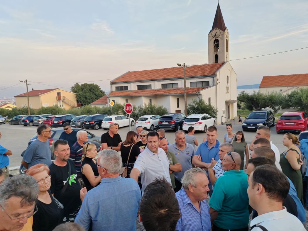 Gradonačelnik Kaštela Ivanović na susretu s građanima Rudina