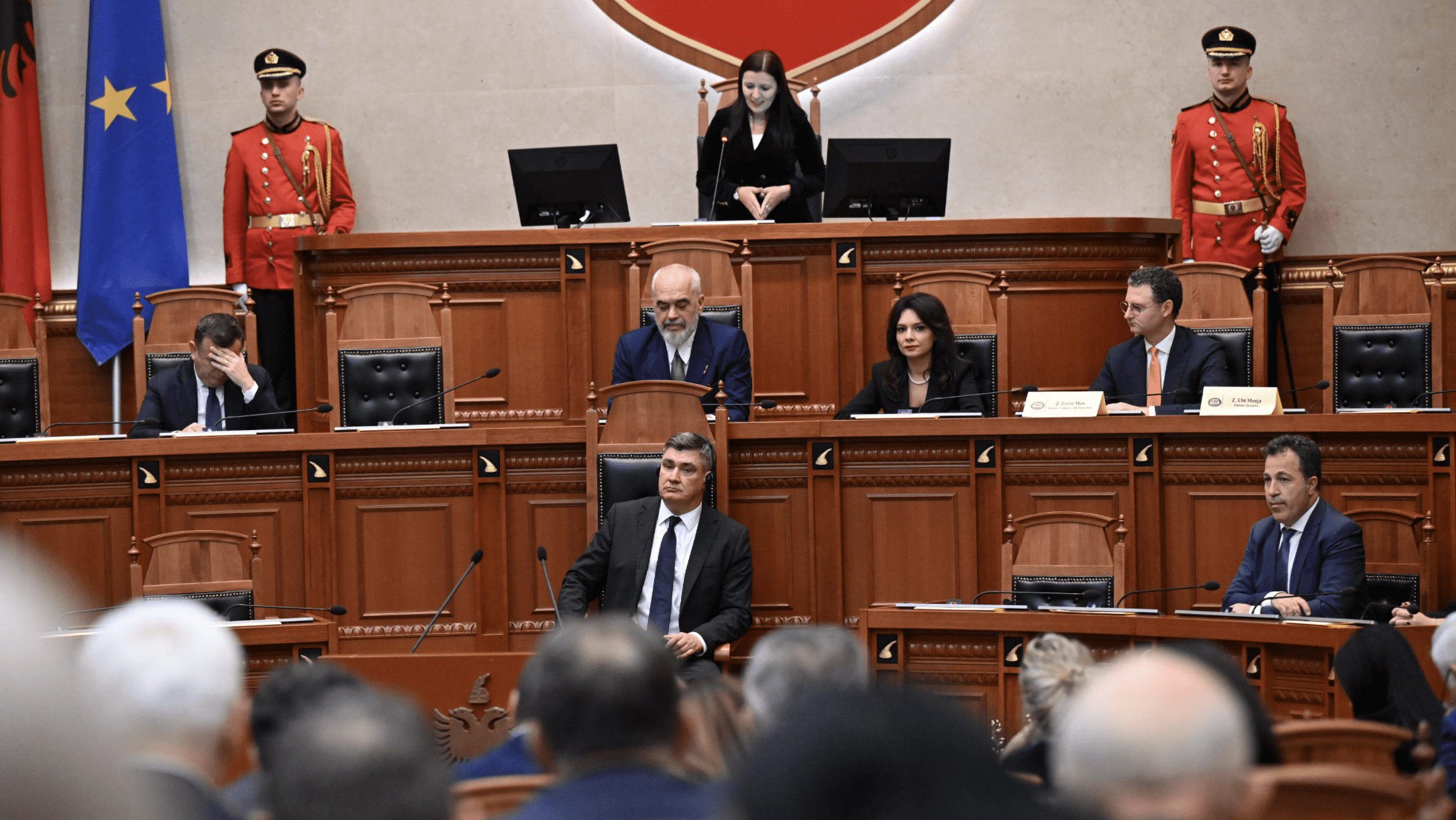 Predsjednik Milanović: “Treba podići razinu spremnosti i opreza, ali ne smijemo zakočiti normalan život”