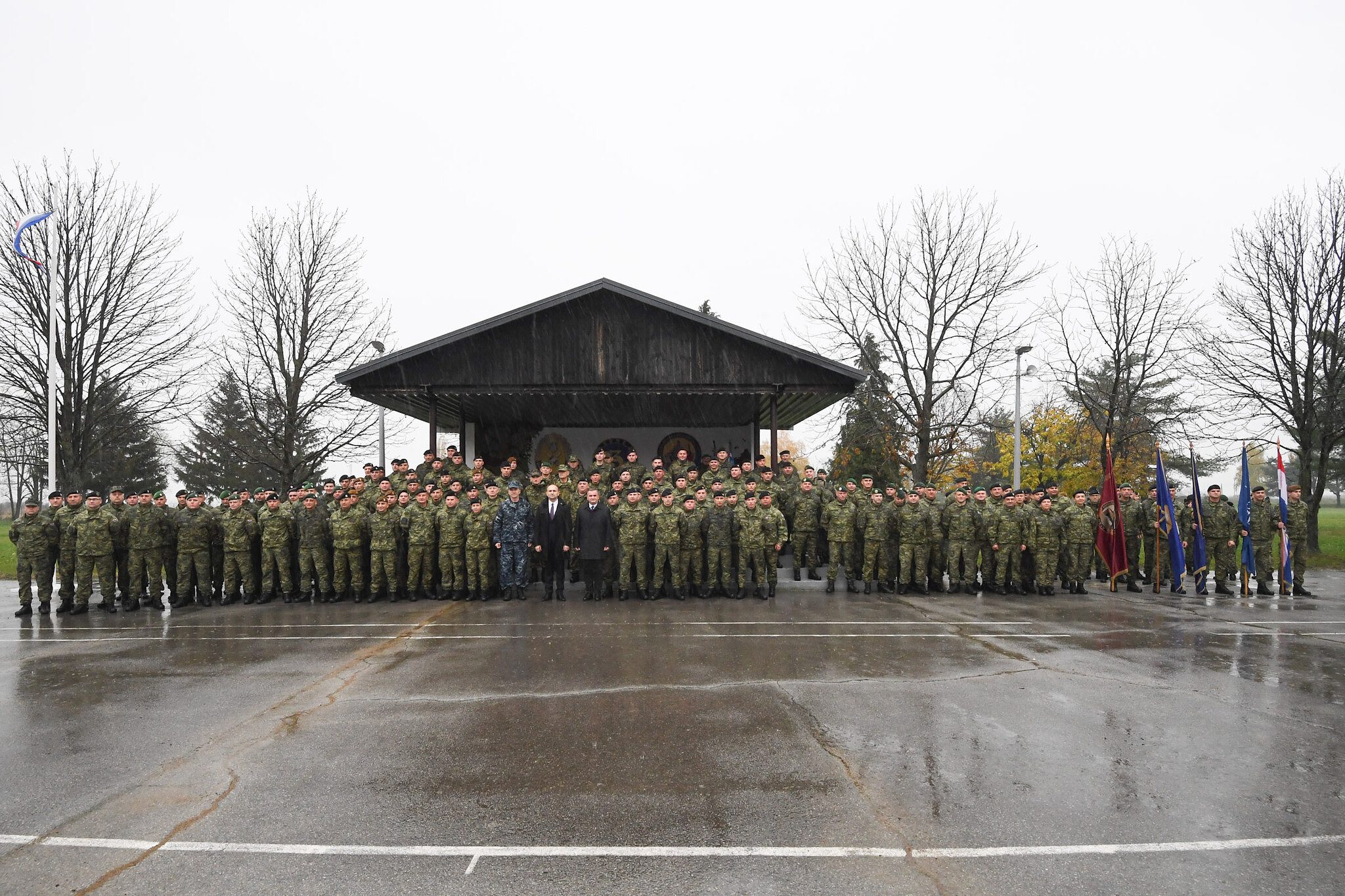 Potpredsjednik Vlade i ministar obrane Anušić na ispraćaju 40. HRVCON-a u operaciju potpore miru KFOR