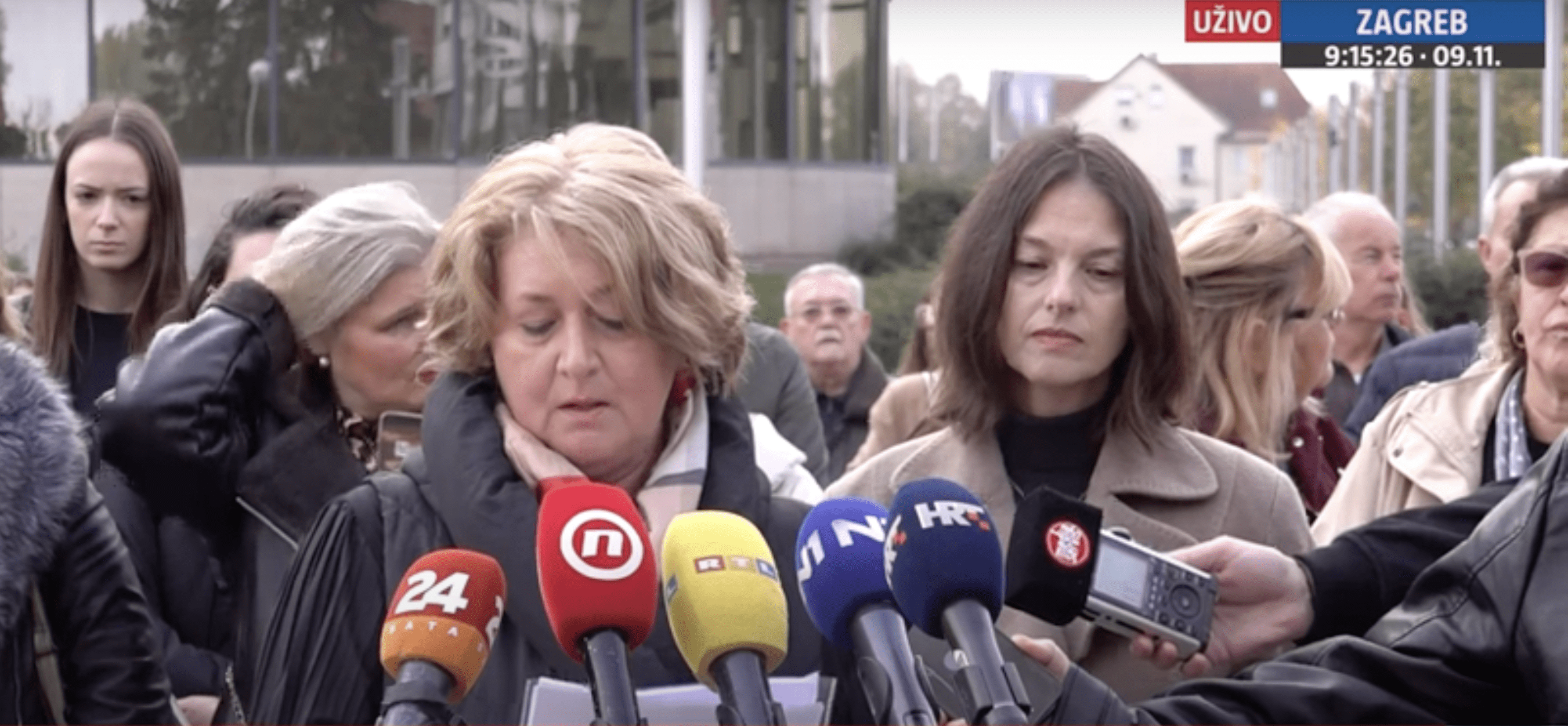 Roditelji uhićenih BBB stali ispred kamera i upitali premijera na što se odnose njegove poruke preko medija da mogu očekivati dobre vijesti