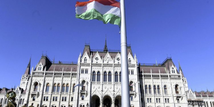 Mađarska ne vidi “žurnost” u glasovanju o pristupanju Švedske NATO savezu