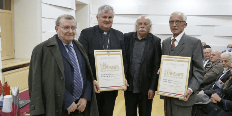 General Ivan Tolj o sisačkom biskupu mons. Vladi Košiću na 25 – obljetnicu njegovog biskupskog ređenja