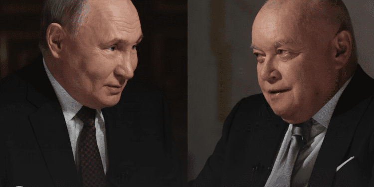 Vladimir Putin poručio u intervjuu: “S vojno-tehničke strane spremni smo za nuklearni rat”