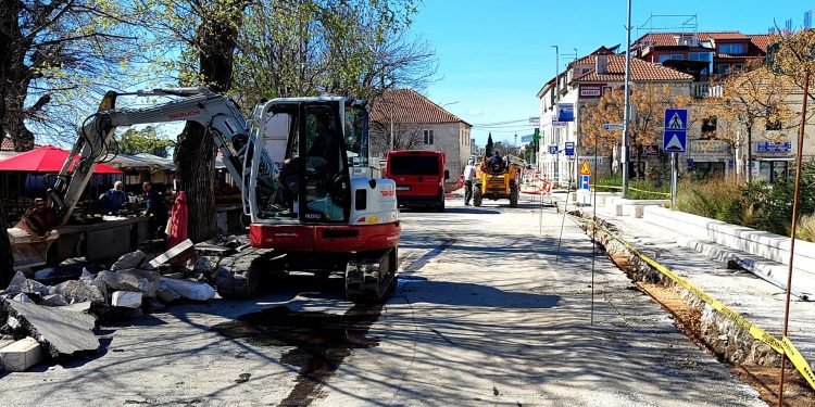 Trogirske ceste pripremaju se za ljetne gužve