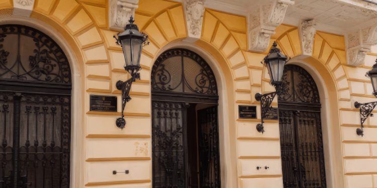 Srbin koji je na Zrću s leđa pucnjem u glavu ubio Crnogorca osuđen na 19 godina zatvora